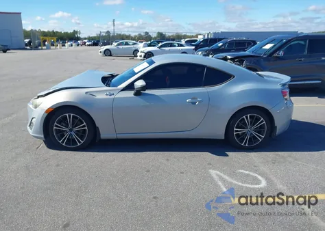 2013 Scion Fr-S 10 Series из США, поврежденный, VIN JF1ZNAA19D2731371